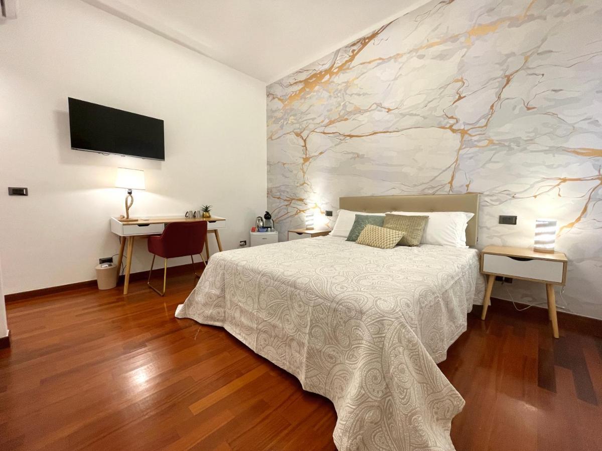 Trani Suite - Moro 10 エクステリア 写真