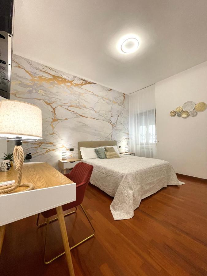 Trani Suite - Moro 10 エクステリア 写真